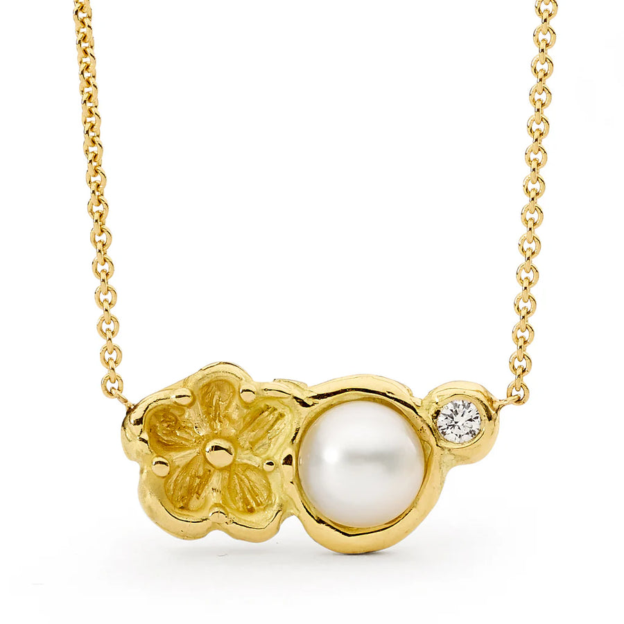 Diamond and Pearl Coastal Flower Necklace