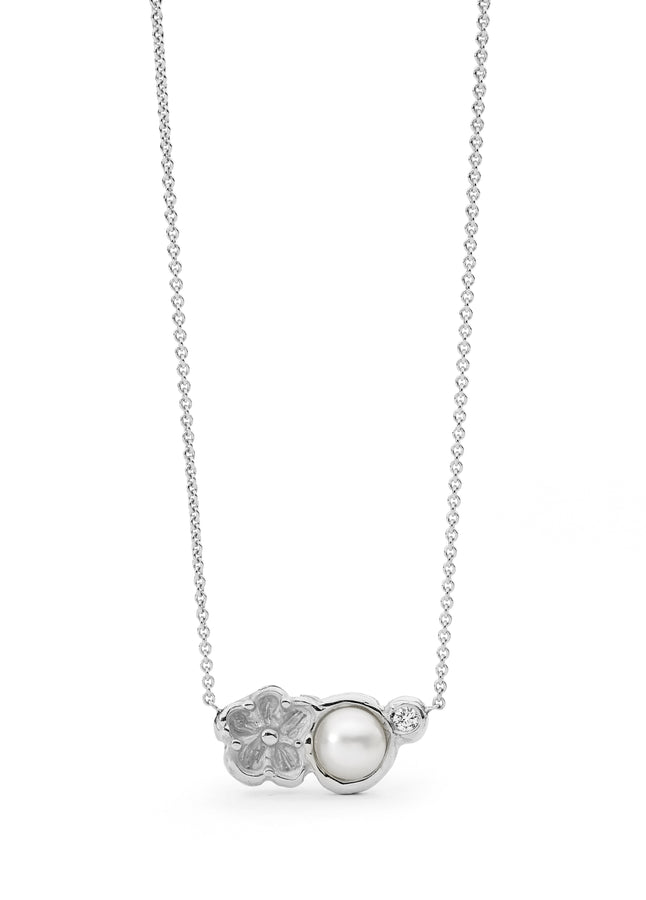 Diamond and Pearl Coastal Flower Necklace