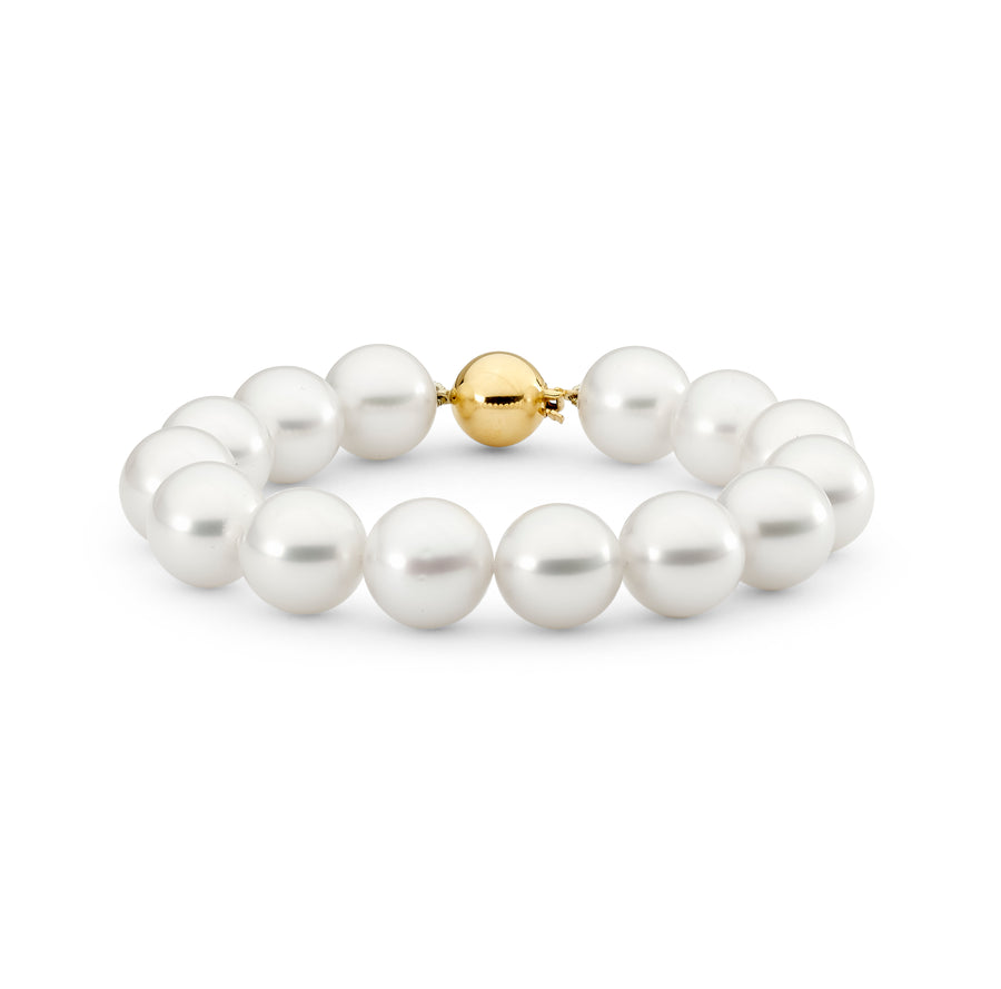 Near Round Pearl Bracelet